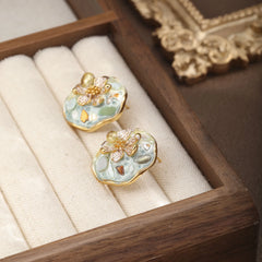 Fashion S925 Silver Freshwater Pearl Shell Stud Earrings for Girls Boho Stud Earrings for Girls 18K Gold Jewelry for Women Lady