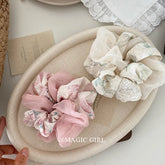 Hot Sale Pink White Medium Scrunchies Trendy Graceful High Elastic Wholesale in Stock Hair Ties Accessories for Women Kid Daily