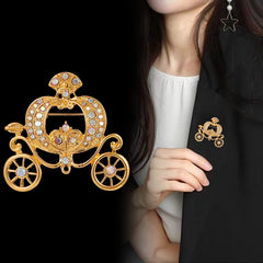 Sweet Princess Pumpkin Cart Glitter Sparking Brooches for Girls Sweet Elegant Stylish Pins Jewelry for Women Ladies Accessories
