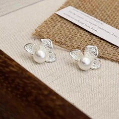 Luxury Classic Imitation Pearl Stud Earrings for Girls Flower Graceful Jewellry for Women Ladies Accessories Chinese Supplier