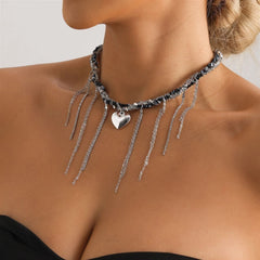 Fashion Heart Shaped Tassel Trendy Necklaces for Girls Trendy Sweet Dainty Glamorous Jewellry for Women Ladies Accessories