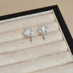 Cute Crown Sweet Minimalistic Princess Style Stud Earrings for Girls Glitter Luxury for Women Lady Accessories Chinese Supplier