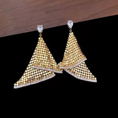 Fashion Luxury Dainty Bold Exaggerated Drop Earrings for Girls Refined Classic Jewelry for Women Ladies Accessories Wholesale