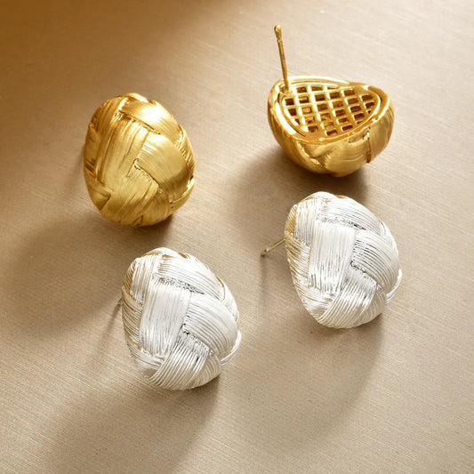 Women's Copper Stud Earrings Gold Drawing Woven Pattern Water Drop Earrings Elegant Retro Simple High-end Fashion Ear Studs