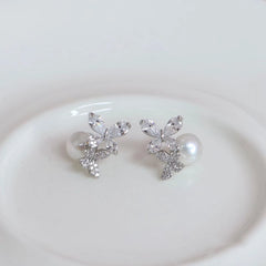 Elegant Sweet Cute Animals Rhinestone Stud Earrings for Girls Imitation Pearl Jewellry for Women Ladies Accessories Butterfly