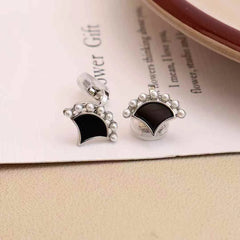 Ladies Irregular Shape Imitation Pearl Mini Clip-on Earring Luxurious Charms Fashion High Quality Bulk Daily Jewelry Accessories
