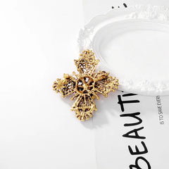 Fashion Elegant Glitter Rhinestone Brooches for Girls Sweet Vintage Retro Trendy Jewelry for Women Ladies Accessories Wholesale