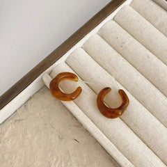 Women Moon Shape Small Amber Hoop Earring Elegant Vintage Elegant Graceful Charms Bulk Jewelry Accessories for Causal Daily Use