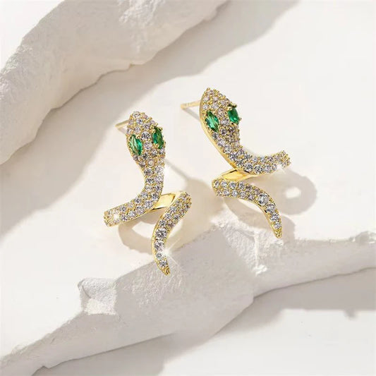Women Snake Gourd Cherry Shape New Design Small Mini Stud Earring Cute Lovely Fashion Wholesale Jewelry Accessories for Street