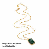 Fashion Green Agate Pendent Copper 18K Gold Plated Necklaces for Girls Elegant Jewelry for Women Ladies Wholesale China Factory