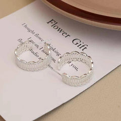 Simple Minimalistic Trendy Sweet Glitter Hoop Earrings for Girls Bold Glamorous Jewelry for Women Ladies Accessories Wholesale