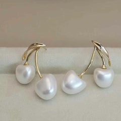 Sweet Cherry Imitation Pearl Fruit Drop Earrings for Girls Luxury Glitter Fashion Jewelry for Women Ladies Accessories Wholesale