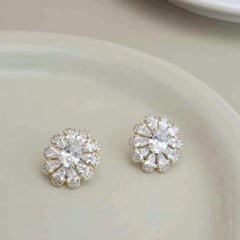 Glitter Luxury Heart Shaped Stud Earrings for Girls Sweet Cute Glamorous Jewellry for Women Ladies Accessories Femme Wholesale