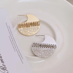 Fashion Simple Minimalistic Elegant Drop Earrings for Girls Charms Glamorous Dainty Jewelry for Women Ladies Accessories Chic