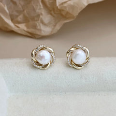 Simple Minimalistic Classic Imitation Pearl Stud Earrings for Girls Sweet Elegant Fine Jewelry for Women Ladies Accessories