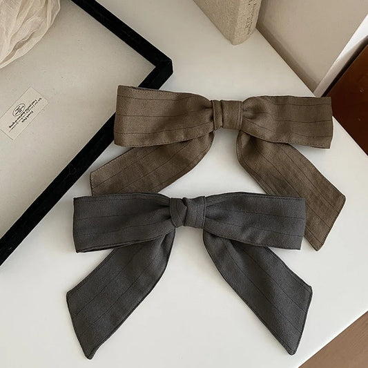 Fashion Trendy Large Bowknot Solid Color Hair Clips for Girls Simple Minimalistic Barrettes for Women Ladies Hair Accessories