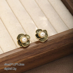 Fashion Vintage Luxury Flower Pearl Stud Earrings for Girls Sweet Jewelry for Women Ladies Wholesale Bulk China Manufacturer