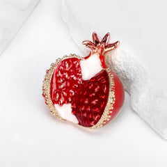 Fashion Fruits Pomegranate Sweet Brooches for Girls Elegant Glamorous Charms Pins Jewelry for Women Ladies Accessories Wholesale