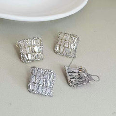 Charms Fashion Glitter Simple Rhinestone for Girls Elegant Luxury Jewelry for Women Lady Accessories Wholesale Chinese Supplier