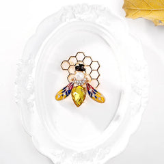 Fashion Animals Insects Bees Sweet Brooches for Girls Elegant Trendy New Design Pins Jewelry for Women Ladies Accessories