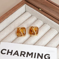 Women Creative Design Amber Color Small Mini Stud Earring Fashion Elegant Lightweight Bulk Order Jewelry Accessories for Daily