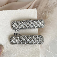 Fashion Sweet Trendy Glitter Hair Clips for Girls Stylish Sparkle Luxury Snap Clips for Women Ladies Hair Accessories in Stock