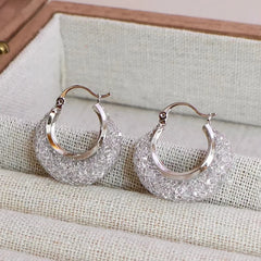Fashion Sweet Glitter Classic Dainty Glamorous Hoop Earrings for Girls ELegant Charms Jewelry for Women Ladies Accessories