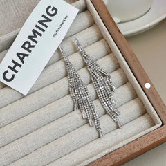 Female Hot Sale High Quality Lightweight Long Drop Earring Fashion Elegant Glitter Glamorous Bulk Jewelry Accessories for Daily