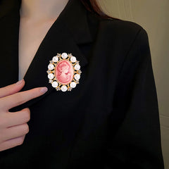 Victrotia Fashion Imitation Pearl Glitter Rhinestone Brooches for Girls Sweet Elegant Jewelry for Women Ladies Accessories