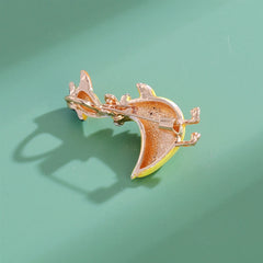 Cartoon Cute Yellow Duck Sweet Brooches for Girls Sweet Animals Stylish Pins for Women Ladies Accessories Jewelry Wholesale