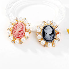Victrotia Fashion Imitation Pearl Glitter Rhinestone Brooches for Girls Sweet Elegant Jewelry for Women Ladies Accessories