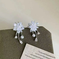 Ladies Flower Heart Decorative Small Drop Earring Fashion Elegant Luxurious Charms Glitter Sequined Bulk Jewelry Accessories