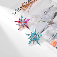 Fashion Rhinestone Star Glitter Sparkle Brooches for Girls Trendy Luxury Glamorous Pins Jewelry for Women Ladies Accessories