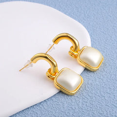 French-style Sweet Earrings Women Square Imitation Pearl Ear Studs Fashionable Simple and High-end Elegant Versatile Earrings