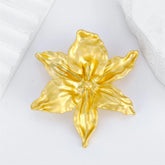 Fashion Vintage Simple Minimalistic Trendy Brooches Leafs Retro Elegant Pins Jewelry for Women Ladies Accessories Wholesale