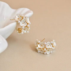 Ladies Flower Decorative Circle Hoop Earring Trendy Elegant Graceful Charms High Quality Bulk Jewelry Accessories for Causal