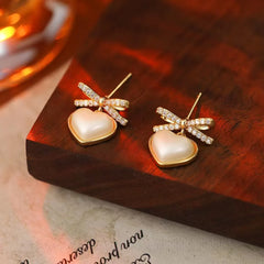 Women New Design Butter Bow Imitation Pearl Small Earring Fashion Elegant Graceful High Quality Jewelry Accessories for Ladies