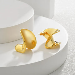Minimalist Irregular Wavy Metal Earrings 14K Gold Plated Geometric Earrings Chunky Statement Jewelry Gift for Women Accessory