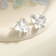 Simple Minimalistic Flower Rhinestone Glitter Stud Earrings for Girls Elegant Floral Jewelry for Women Ladies Accessories Chic