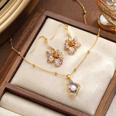 Women Freshwater Pearl 18k Gold-plated Necklace Fashion Elegant Low MOQ Factory Price in Stock Jewelry for Female Causal Daily