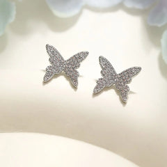 Simple Classic Minimalistic Butterfly Glitter Stud Earrings for Girls Elegant Glamorous Charms Jewelry for Women Accessories