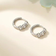 Simple Fashion Minimalistic Rhinestone Glitter Hoop Earrings Sweet Classic Jewelry for Women Ladies Accessories Wholesale