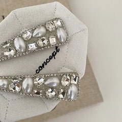 Women Imitation Pearl Triangle Hair Clips Fashion Sparking Glitter Chic Customized in Stock Hairpins Accessories for Causal