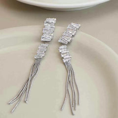 Female Hot Sale New Design High Quality Drop Earring Luxurious Fashion Charms Dainty Bulk Jewelry Accessories for Women Holiday