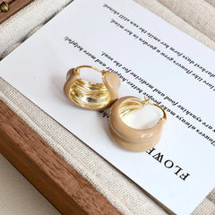 Trendy Elegant Stylish Fashion Hoop Earrings for Girls Minimalistic Refined Dainty Bold Jewelry for Women Ladies Bijuterias