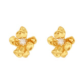 Female Retro Metal Flower Earrings Light Luxury Matte Gold Contrasting Stud Earrings Elegant Casual Fashionable Ear Jewelry
