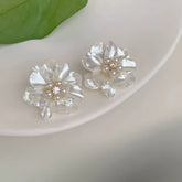 Ladies Flower Shape Creative Design Small Stud Earring Fashion Elegant Graceful Lightweight Bulk Jewelry Accessories for Holiday