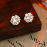 Women Flower Butterfly Small Mini Simple Stud Earring Fashion Chic Glitter Sparking Elegant High Quality Jewelry Accessories