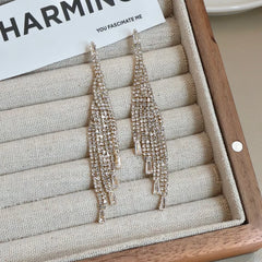Female Hot Sale High Quality Lightweight Long Drop Earring Fashion Elegant Glitter Glamorous Bulk Jewelry Accessories for Daily