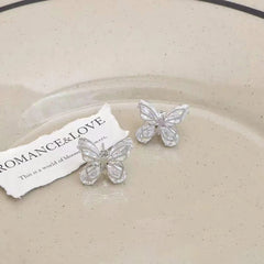 Girly Aesthetic Butterfly New Design Small Stud Earring Fashion Chic Glitter Sparking Bulk Jewelry Accessories for Women Causal